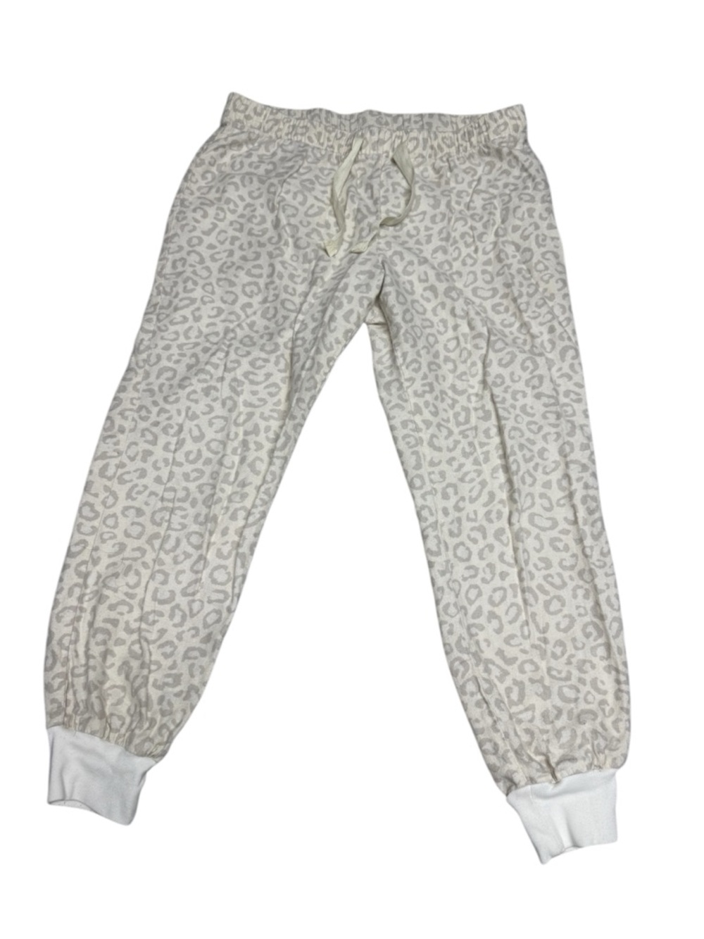 Old Navy Cream Leopard-Pattern pajamas